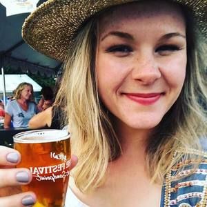 Meet your Posher, Jasmine